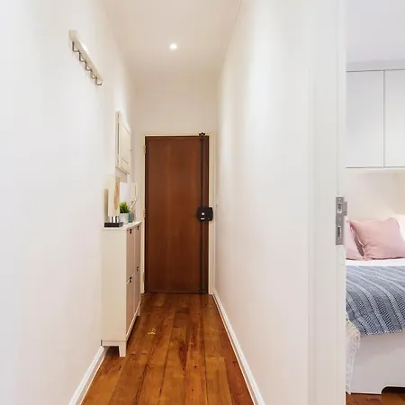 Apartment 1 Bedroom With Ac Fiber Optic Internet