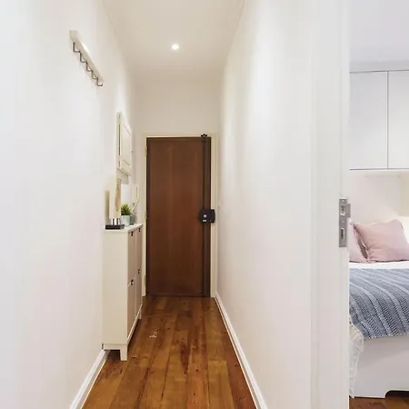Apartment 1 Bedroom With Ac Fiber Optic Internet *