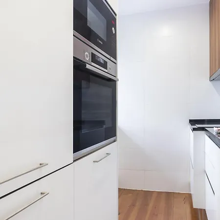 1 Bedroom With Ac Fiber Optic Internet Lisbon