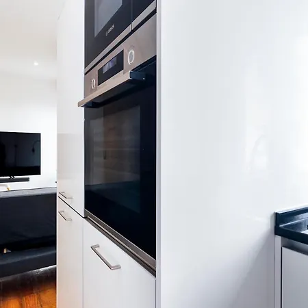 Apartment 1 Bedroom With Ac Fiber Optic Internet Lisboa